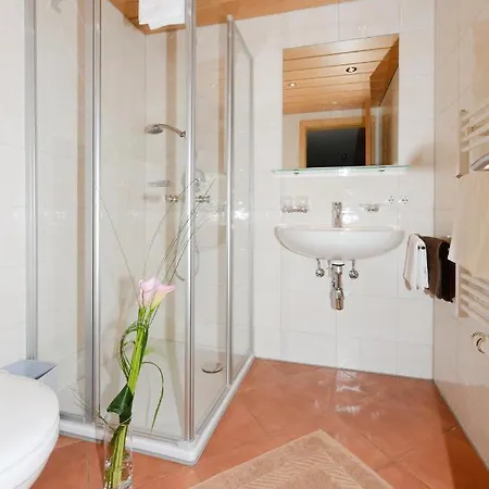 Fernblick Fruehstueckspension 住宿加早餐酒店 3*