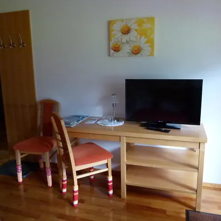 住宿加早餐酒店 Fernblick Fruehstueckspension 3*