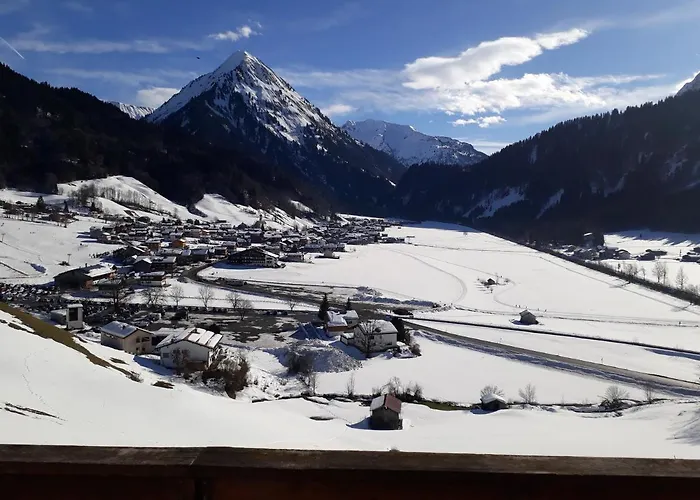 Fernblick Fruehstueckspension 3* Schoppernau